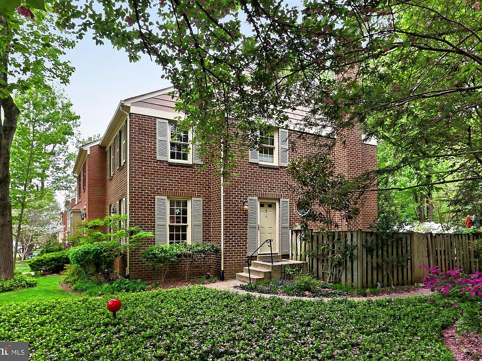1st image of 9642 Scotch Haven Dr