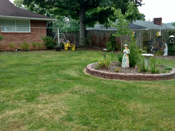 2113 Tallwood Dr, Kingsport, TN 37660