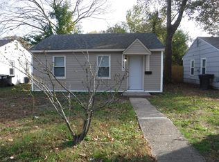 627 Grimes Rd, Hampton, VA 23663