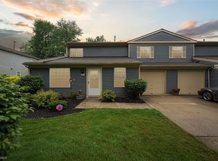 22 Privet Ln #22, Northfield, OH 44067