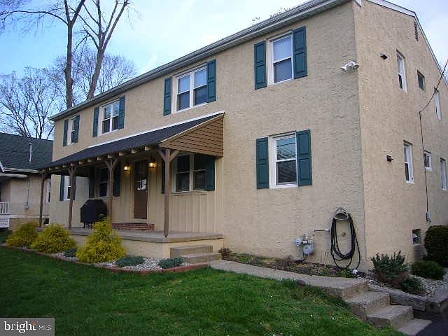 1st image of 136 E Park Ave