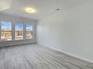 3414 S Western Ave #2F, Chicago, IL 60608