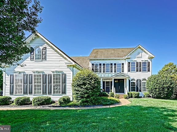 4th image of 35986 Tarpon Dr