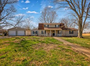 309 N Egyptian Hills Rd, Creal Springs, IL 62922