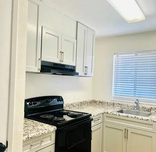 Kitchen unit D