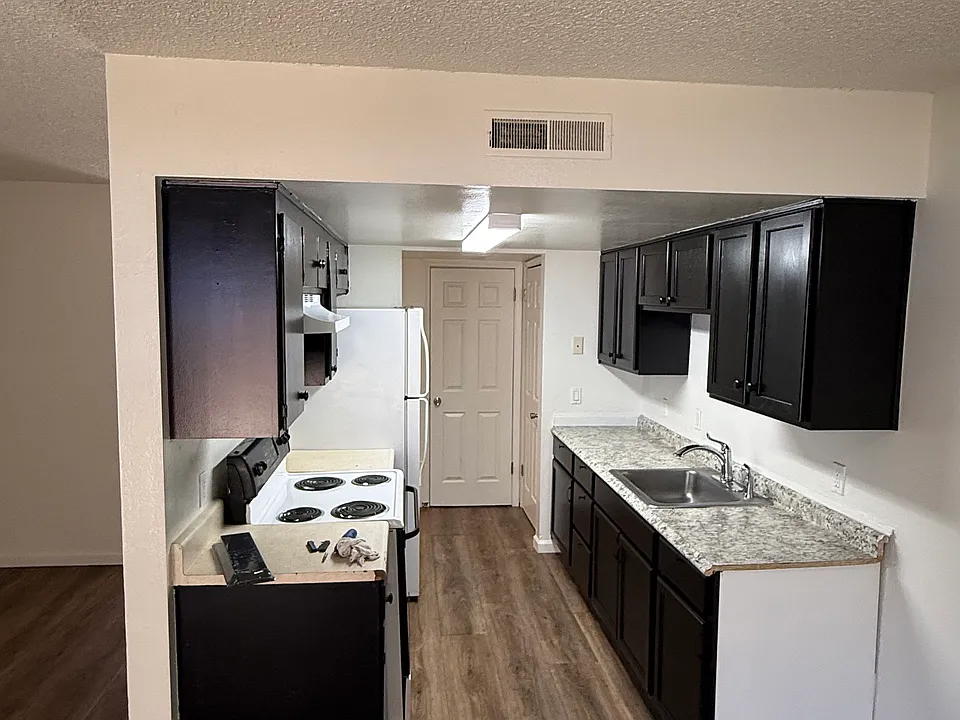 3312 Santa Rosa Ct #1