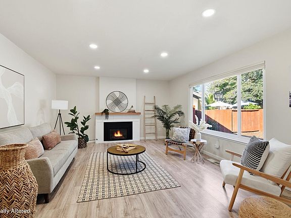 5th image of 334 Brockhurst Drive