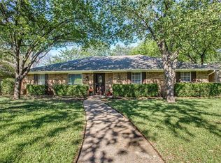 4713 Ashbrook Rd, Dallas, TX 75227
