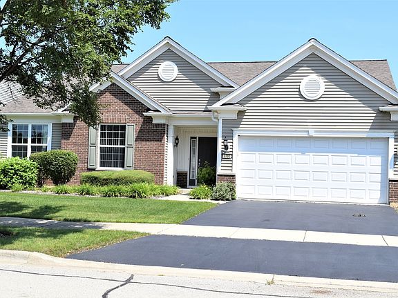 3rd image of 3702 Monticeto Cir