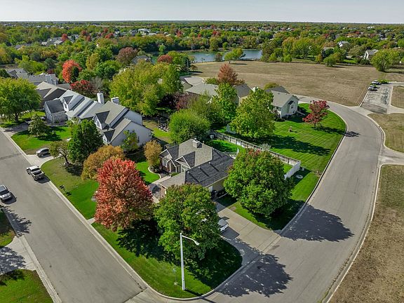 3rd image of 2013 N Grace Avenue Ct