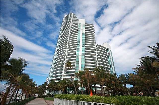 1st image of 1000 S Pointe Dr APT 1208
