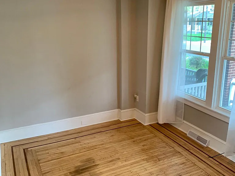 905 N Duke St — Photo 5
