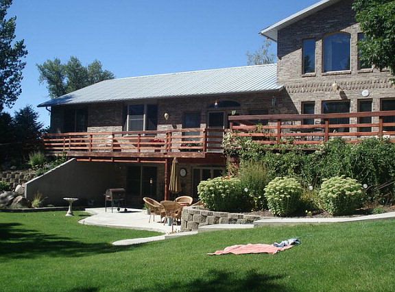 2nd image of 2642 Shady Ln