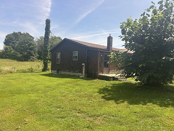3rd image of 3836 Elkhorn Rd