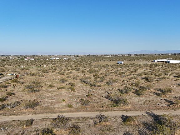 5th image of Olivera Rd