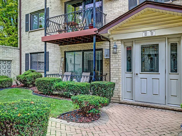 5159 N East River Rd Unit 101A, Chicago, IL 60656