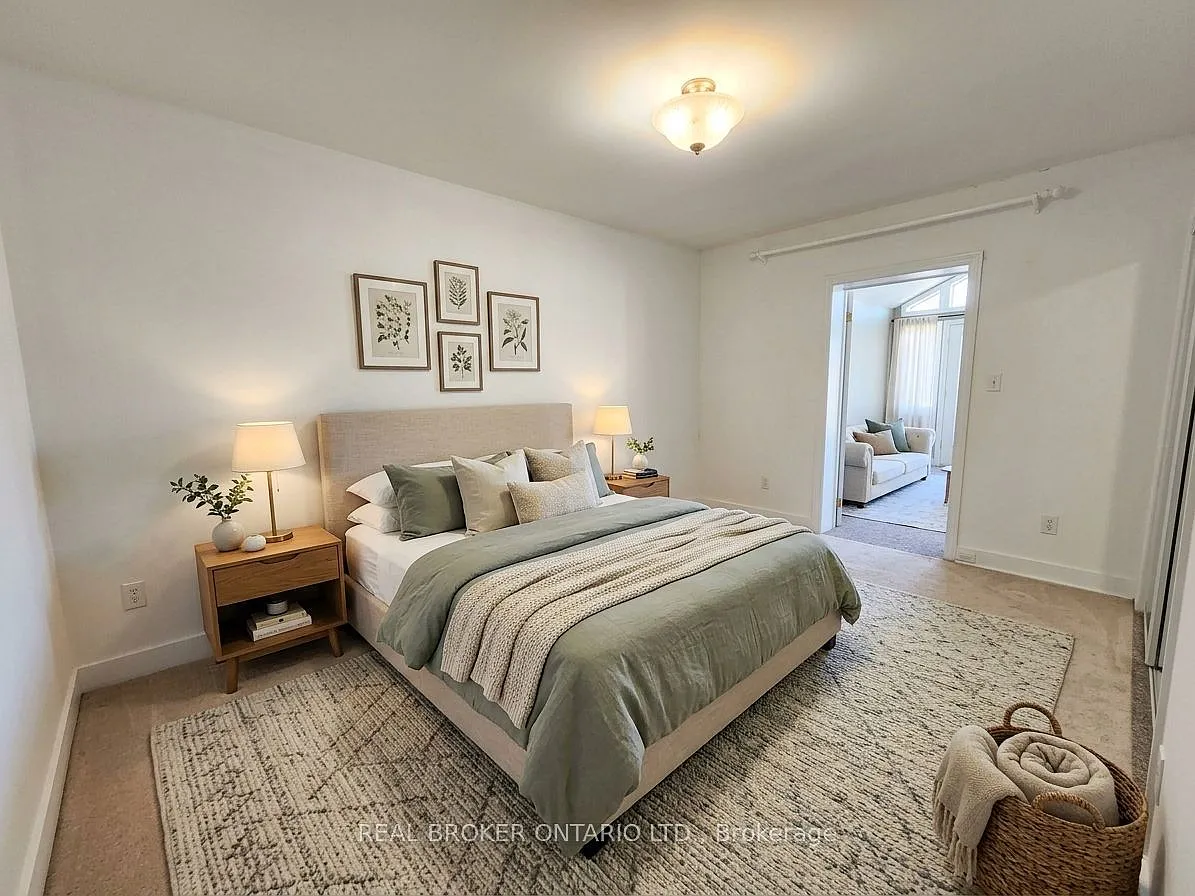 4 bed, $3,200 — Photo 2