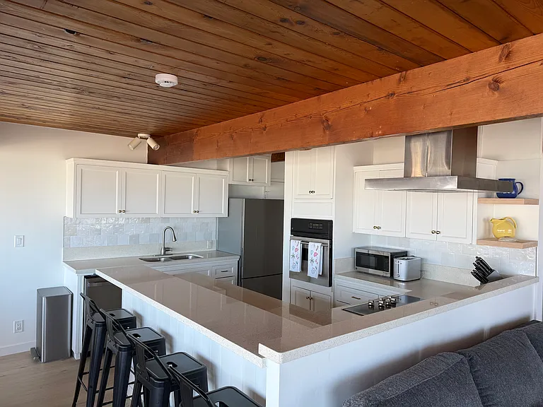2014 W Oceanfront — Photo 11
