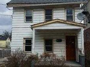 5 Sarah St, Ossining, NY 10562