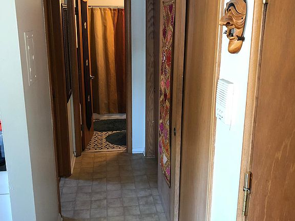 5th image of 630 4th Ave SE APT 10