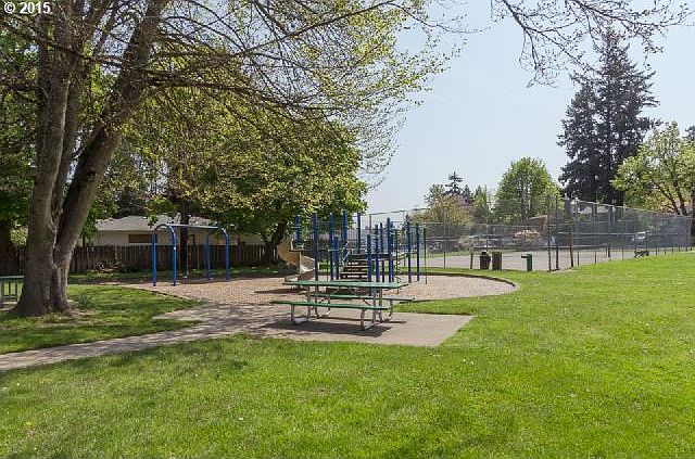 2nd image of 11825 SE 35th Ave