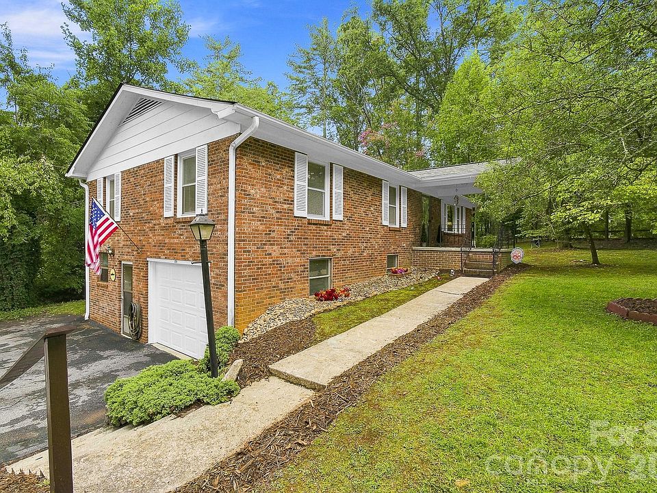 1st image of 108 Arthur Ln