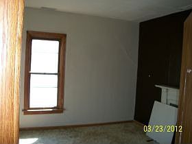 4th image of 241 Monroe Ave