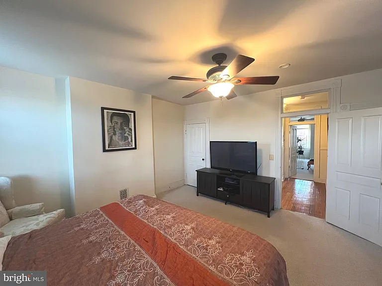 727 Reservoir St — Photo 21