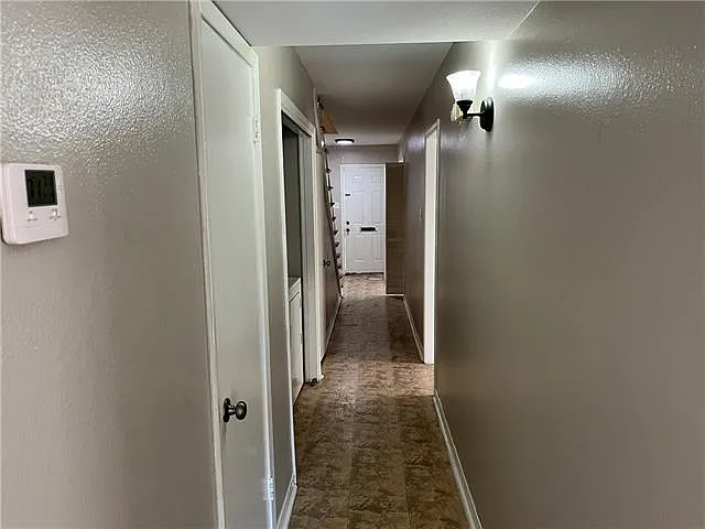 4031 Georgetown Dr — Photo 15