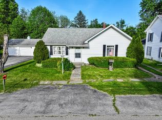 6869 Front St, Spencerville, IN 46788