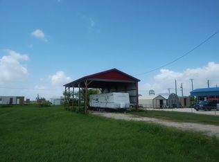 37 Red Snapper Dr, Palacios, TX 77465