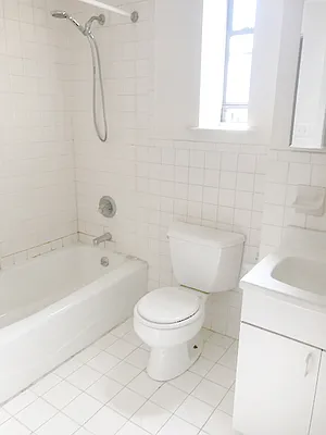 Rented by AJ Clarke | media 19