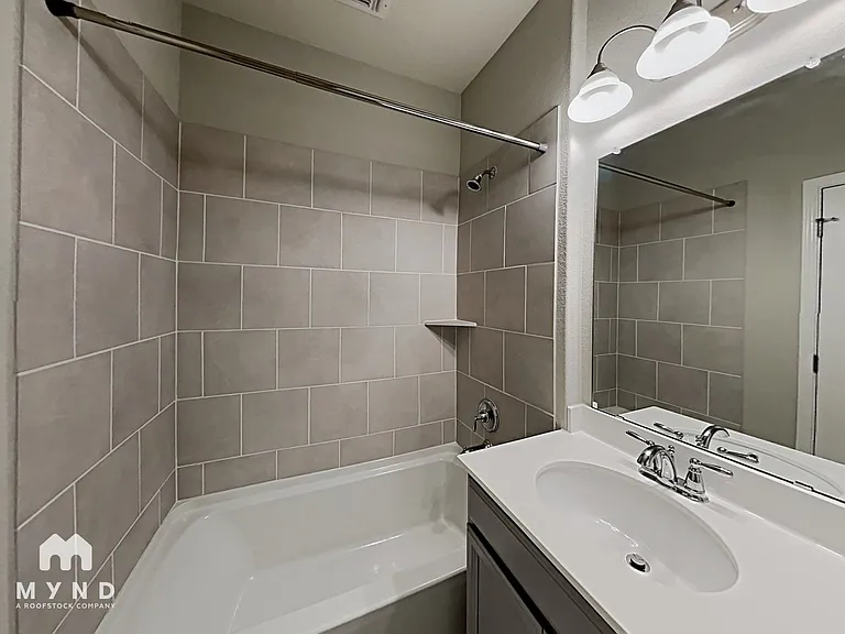 1051 Kenney Fort Xing #49 — Photo 17
