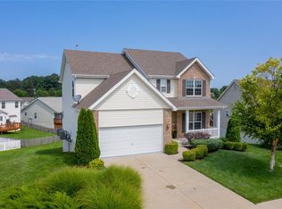 683 Landolakes Cir, Belleville, IL 62220