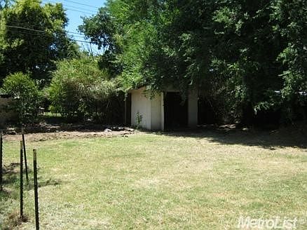 4th image of 210 W El Camino Ave