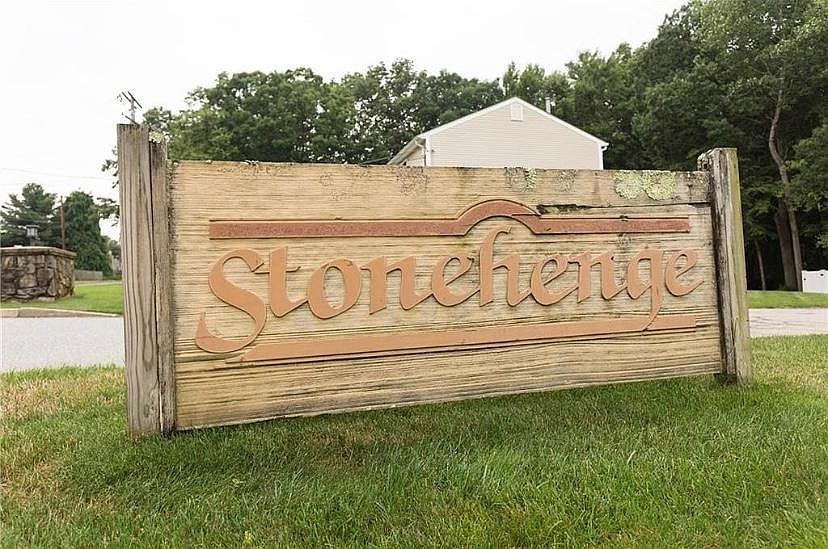 1st image of 5 Stonehenge Dr Unit 242