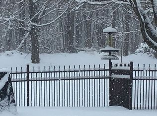 11 Old Pound Rd, Pound Ridge, NY 10576