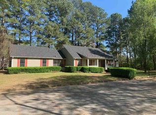 912 Vivian Dr, Brownsville, TN 38012