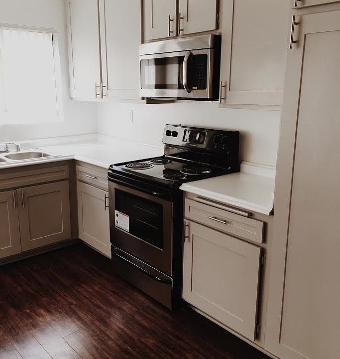 1st image of 5425 Zelzah Ave APT 2