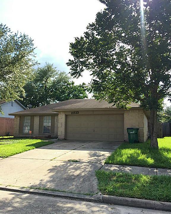 1st image of 11723 Cliveden Dr