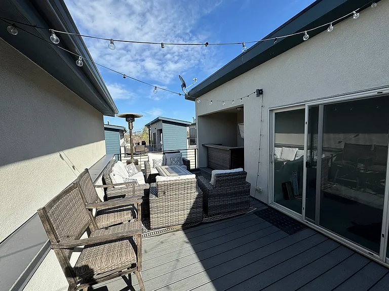 Rooftop Deck