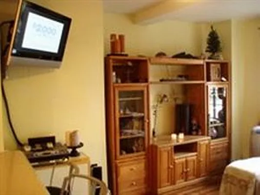 Sold by Douglas Elliman | media 14