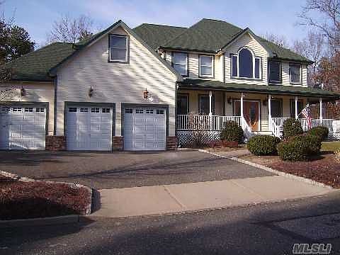 1st image of 17 Mead Ave