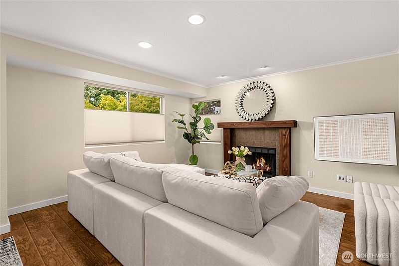 4th image of 4139 178th Lane SE #1