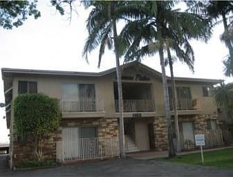 1st image of 1122 W Huntington Dr Unit 3