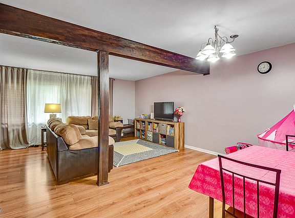 5th image of 5576 Santa Cruz Dr