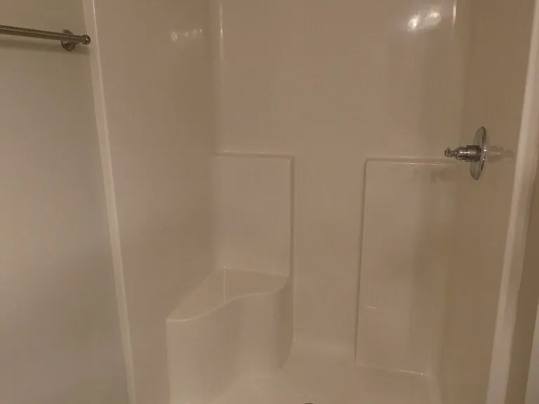 1423 Clydesdale St — Photo 20