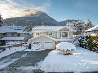 7391 Larch St, Pemberton, BC V0N 2L1