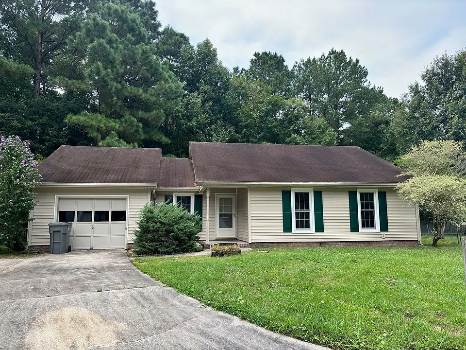 255 Bayberry Ct