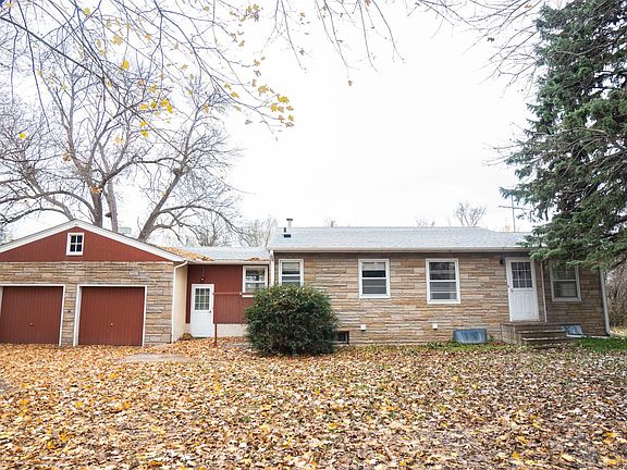 4th image of 2420 Old County Road 34 Pl